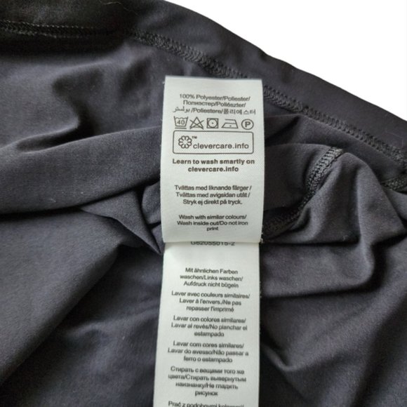 Peak Performance Epic Tee Shirt Black Back Seam Detail Lightweight - Picture 10 of 12